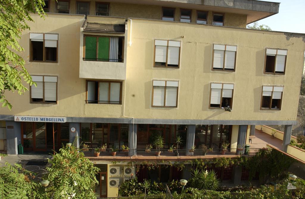 Ostello Mergellina Aig Hostel Naples Exterior photo